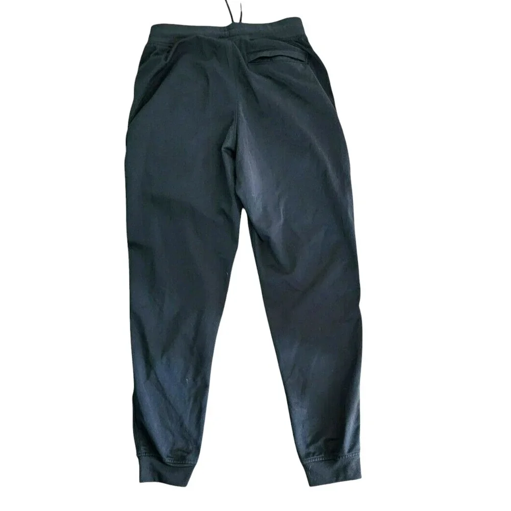 Under Armour Cold Gear Loose Joggers Size‎ M
